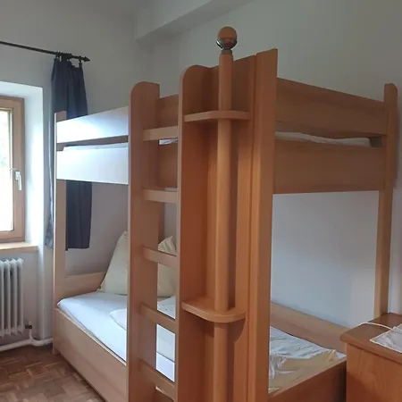 Fingerhof Apartment *